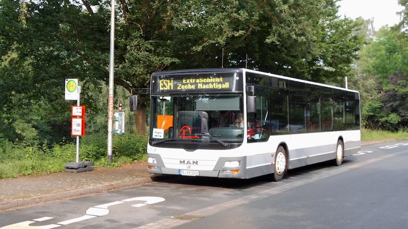 RS1006 am Parkplatz Nachtigallstraße